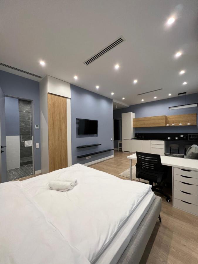 Hotel Manica Esentai City Almatı Dış mekan fotoğraf