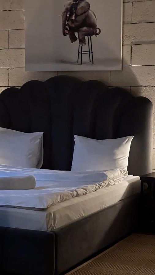Hotel Manica Esentai City Almatı Dış mekan fotoğraf
