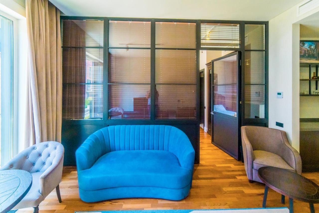 Hotel Manica Esentai City Almatı Dış mekan fotoğraf