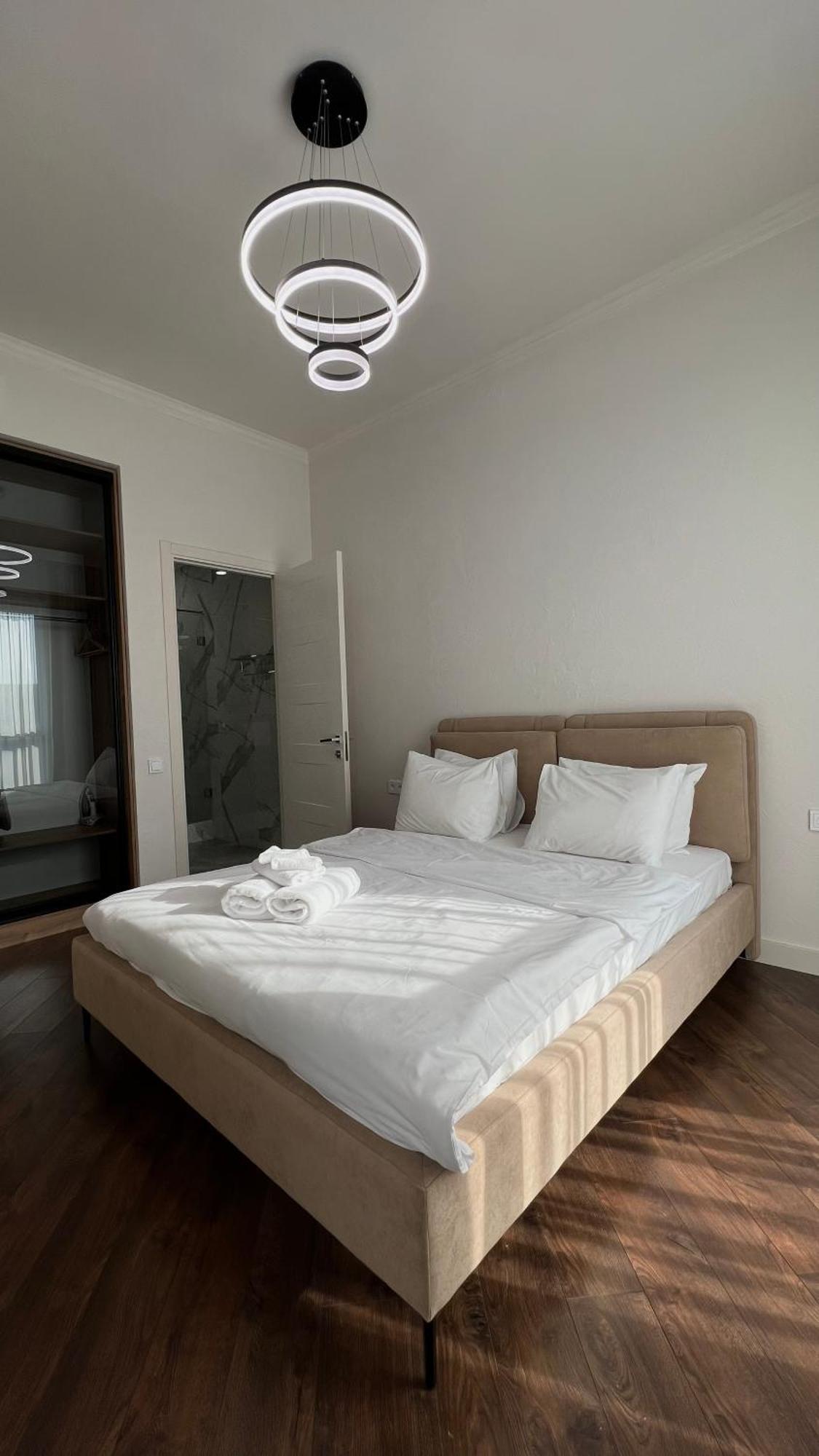 Hotel Manica Esentai City Almatı Dış mekan fotoğraf